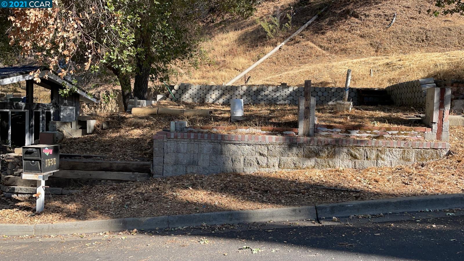 1986 MOHAWK DR, PLEASANT HILL, California 94523, ,Lots And Land,For Sale,MOHAWK DR,40967517