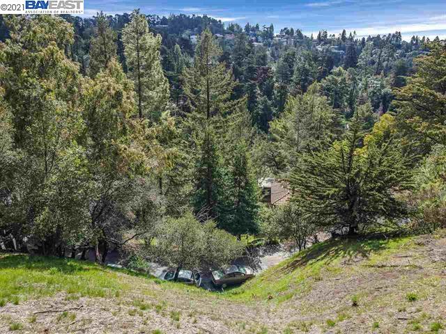 2240 Arrowhead Drive, OAKLAND, California 94611, ,Lots And Land,For Sale,Arrowhead Drive,40967694