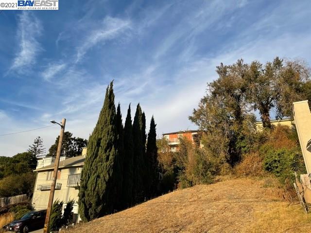 17124 Los Banos, HAYWARD, California 94541, ,Lots And Land,For Sale,Los Banos,40967709