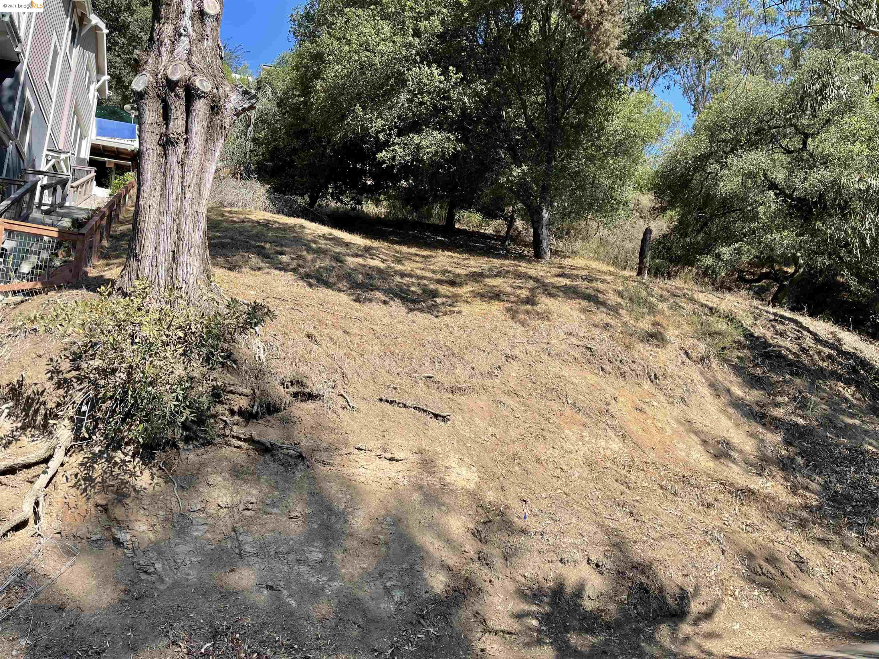 Arrowhead Dr, OAKLAND, California 94611, ,Lots And Land,For Sale,Arrowhead Dr,40967721