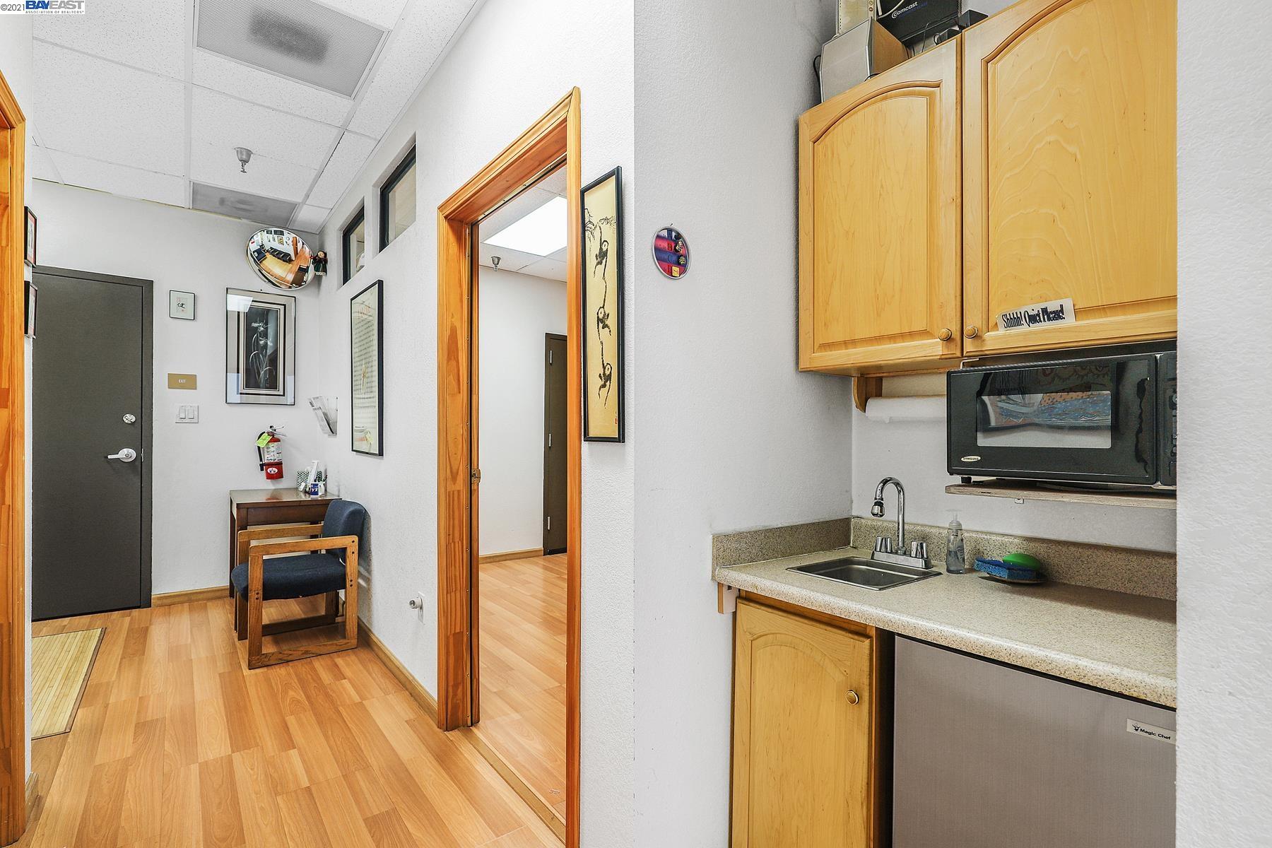 433 Estudillo Ave Suite 305, SAN LEANDRO, California 94577, ,Comm Industrial For Sale,For Sale,Estudillo Ave Suite 305,40968419