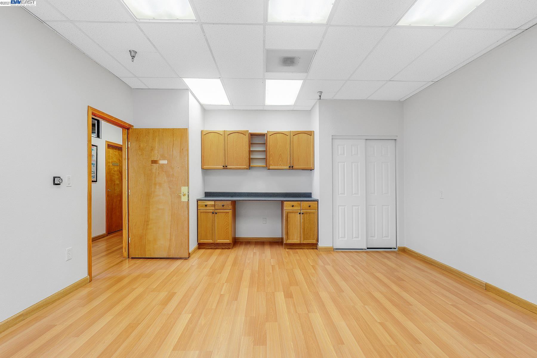 433 Estudillo Ave Suite 305, SAN LEANDRO, California 94577, ,Comm Industrial For Sale,For Sale,Estudillo Ave Suite 305,40968419