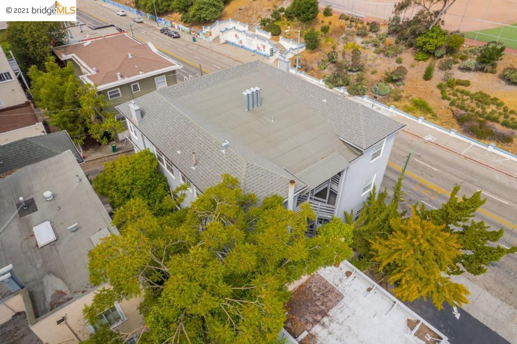 1000 33rd St, OAKLAND, California 94610, ,Comm Ri Multi-units 5+,For Sale,33rd St,40968845
