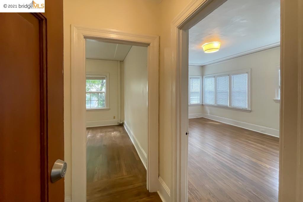 1000 33rd St, OAKLAND, California 94610, ,Comm Ri Multi-units 5+,For Sale,33rd St,40968845