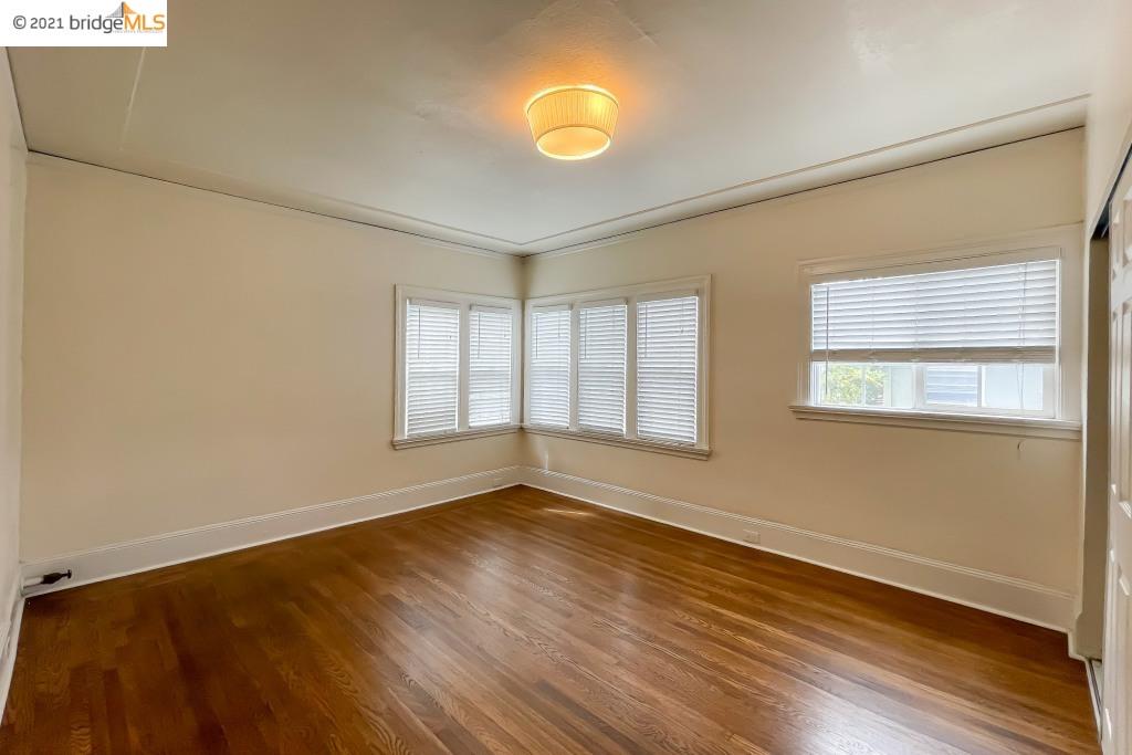 1000 33rd St, OAKLAND, California 94610, ,Comm Ri Multi-units 5+,For Sale,33rd St,40968845