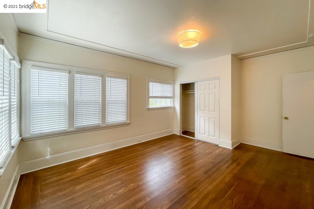 1000 33rd St, OAKLAND, California 94610, ,Comm Ri Multi-units 5+,For Sale,33rd St,40968845