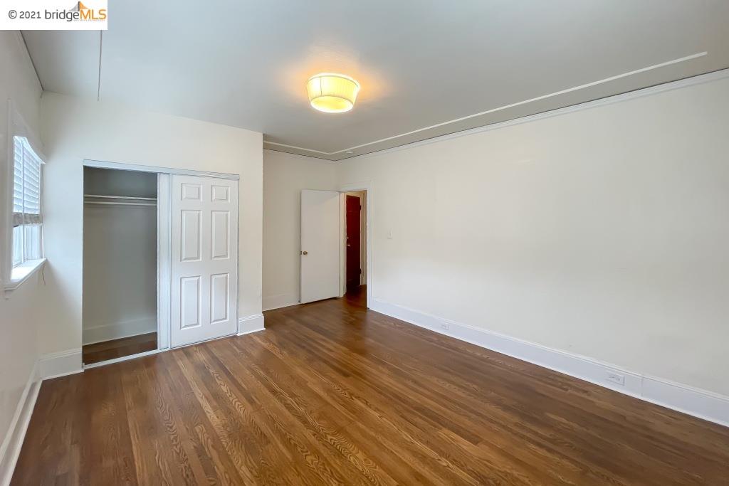1000 33rd St, OAKLAND, California 94610, ,Comm Ri Multi-units 5+,For Sale,33rd St,40968845