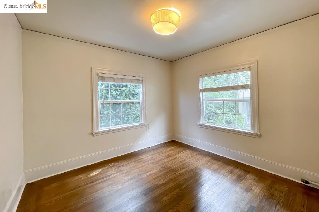 1000 33rd St, OAKLAND, California 94610, ,Comm Ri Multi-units 5+,For Sale,33rd St,40968845