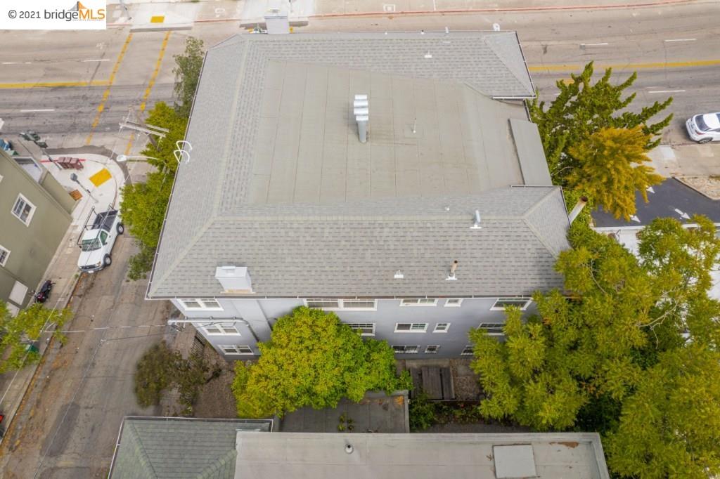 1000 33rd St, OAKLAND, California 94610, ,Comm Ri Multi-units 5+,For Sale,33rd St,40968845