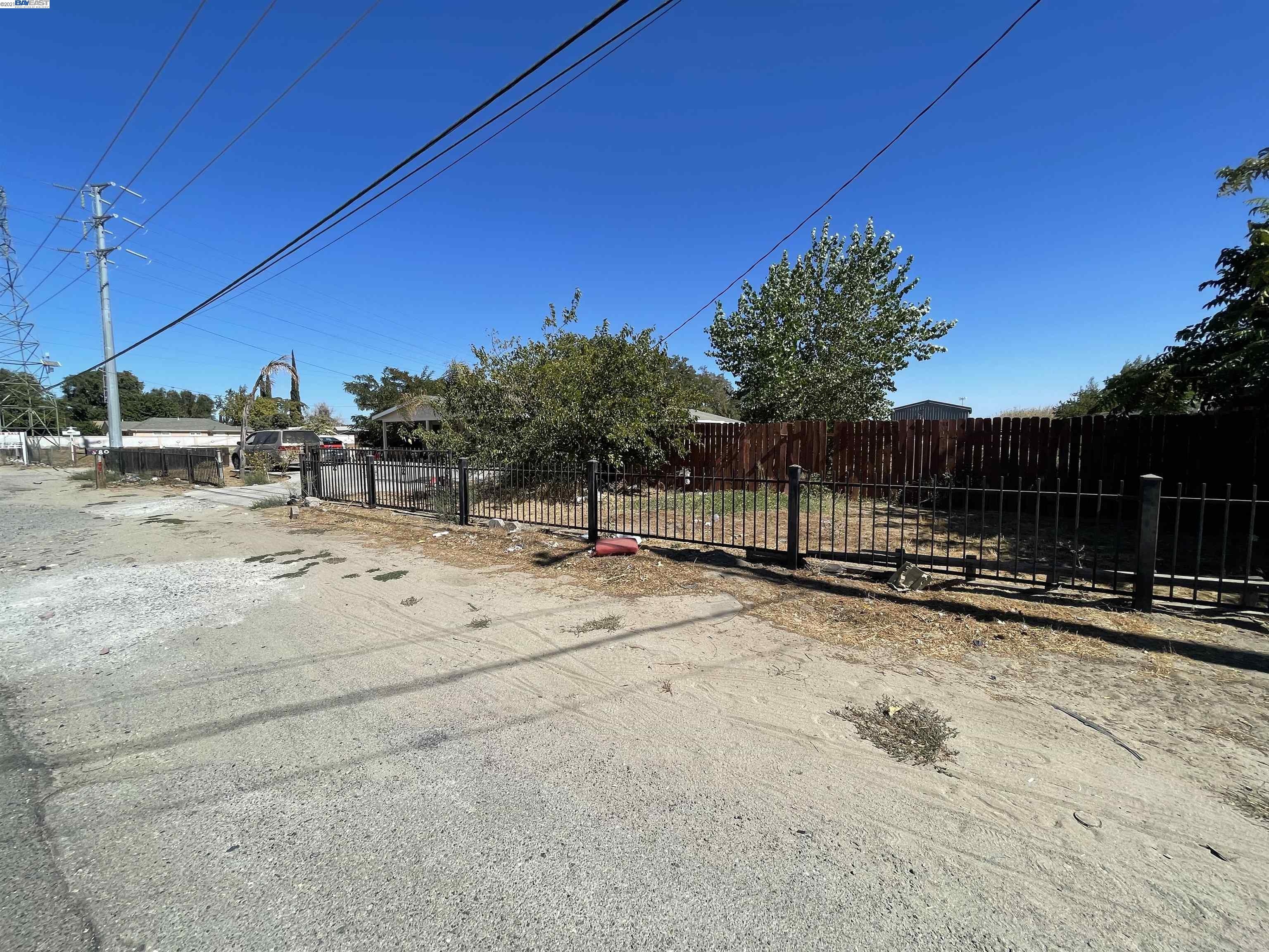 580 Airport Way, MANTECA, California 95337, ,Comm Lots And Land,For Sale,Airport Way,40968876