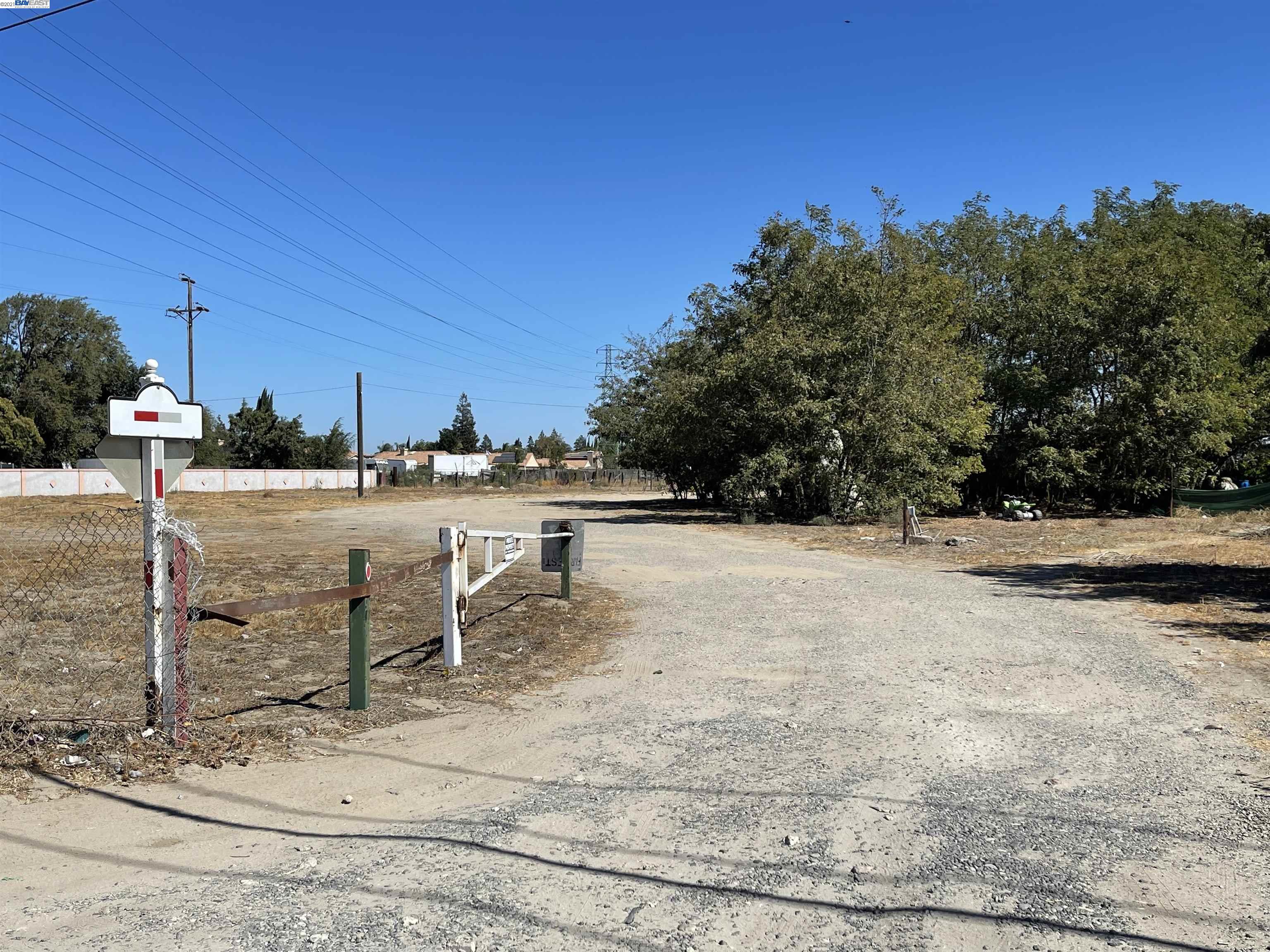580 Airport Way, MANTECA, California 95337, ,Comm Lots And Land,For Sale,Airport Way,40968876