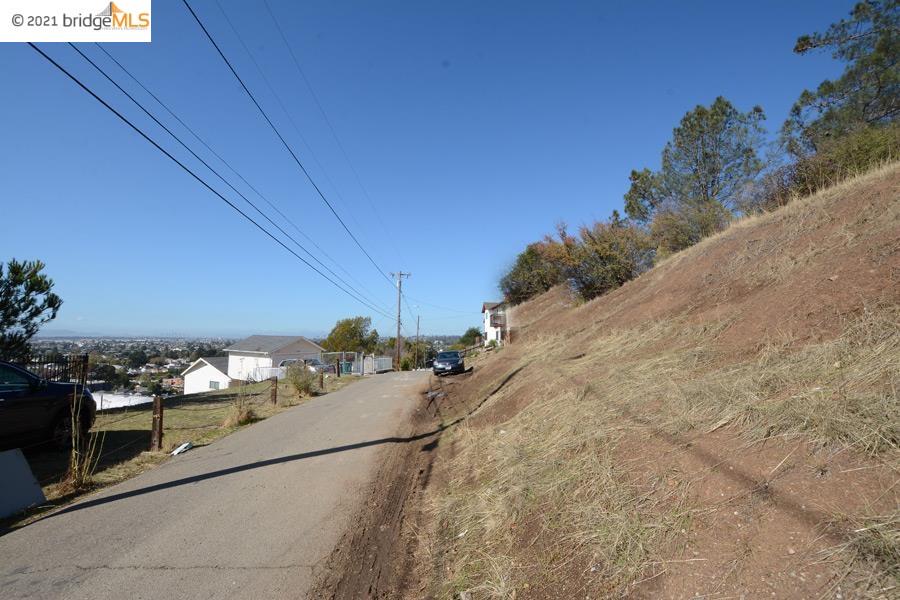 Burr St, OAKLAND, California 94621, ,Lots And Land,For Sale,Burr St,40968953