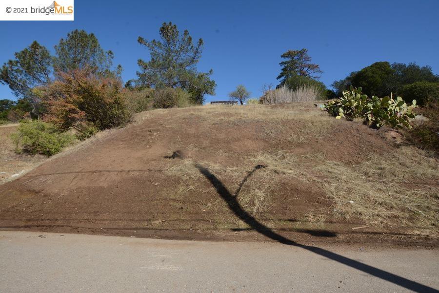 Burr St, OAKLAND, California 94621, ,Lots And Land,For Sale,Burr St,40968953