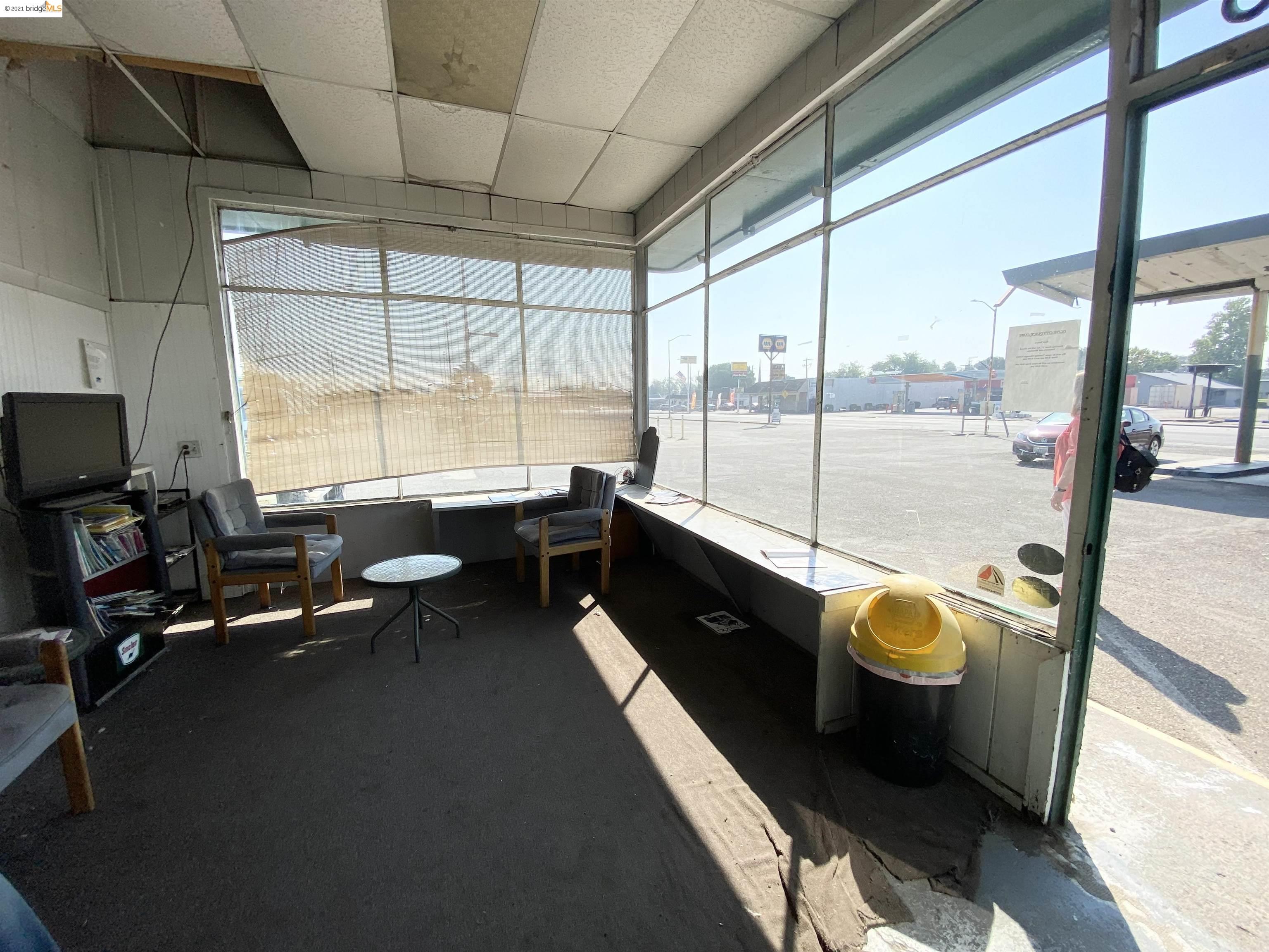 2020 Solano Street, CORNING, California 96021, ,Comm Ri Multi-units 5+,For Sale,Solano Street,40969331