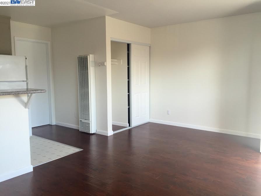 1654 25Th Ave, OAKLAND, California 94601, ,Comm Ri Multi-units 5+,For Sale,25Th Ave,40969556