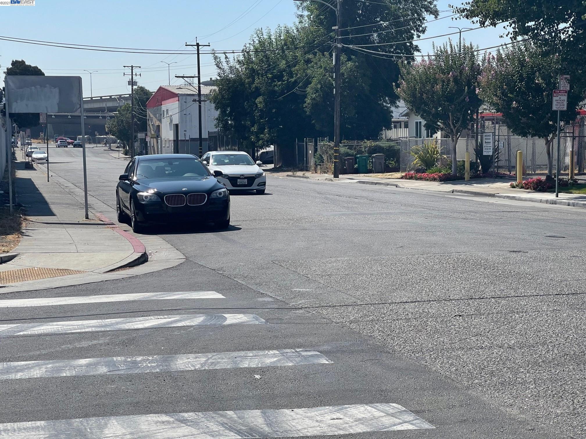 900 75th, OAKLAND, California 94621, ,Comm Industrial For Sale,For Sale,75th,40969570