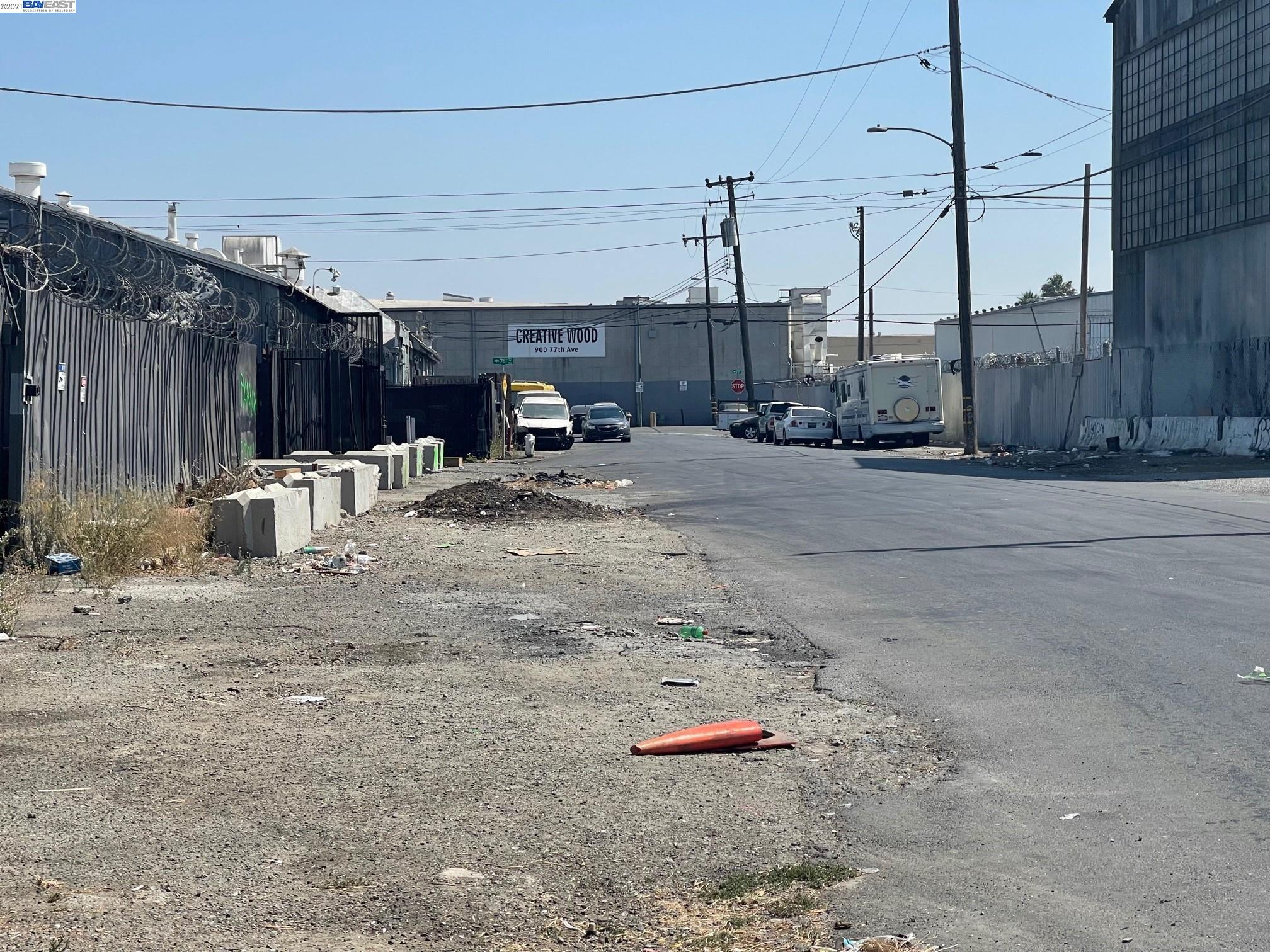 900 75th, OAKLAND, California 94621, ,Comm Industrial For Sale,For Sale,75th,40969570