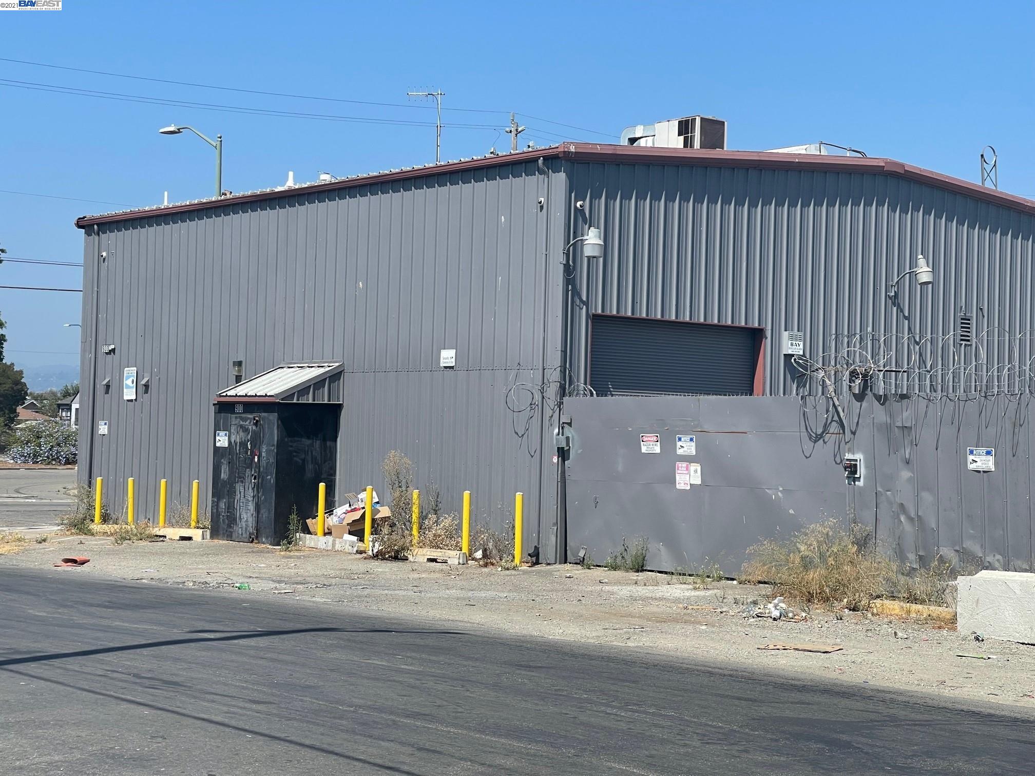 900 75th, OAKLAND, California 94621, ,Comm Industrial For Sale,For Sale,75th,40969570
