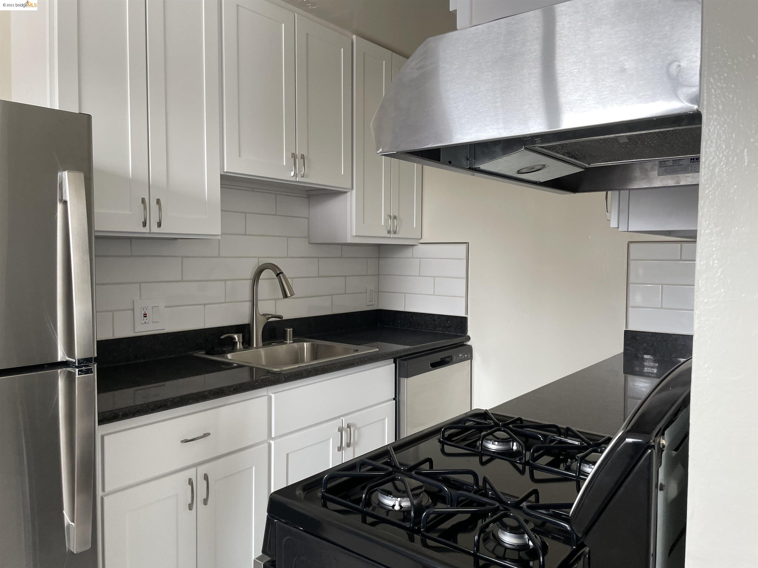 206 Mather St, OAKLAND, California 94611, ,Comm Ri Multi-units 5+,For Sale,Mather St,40969839