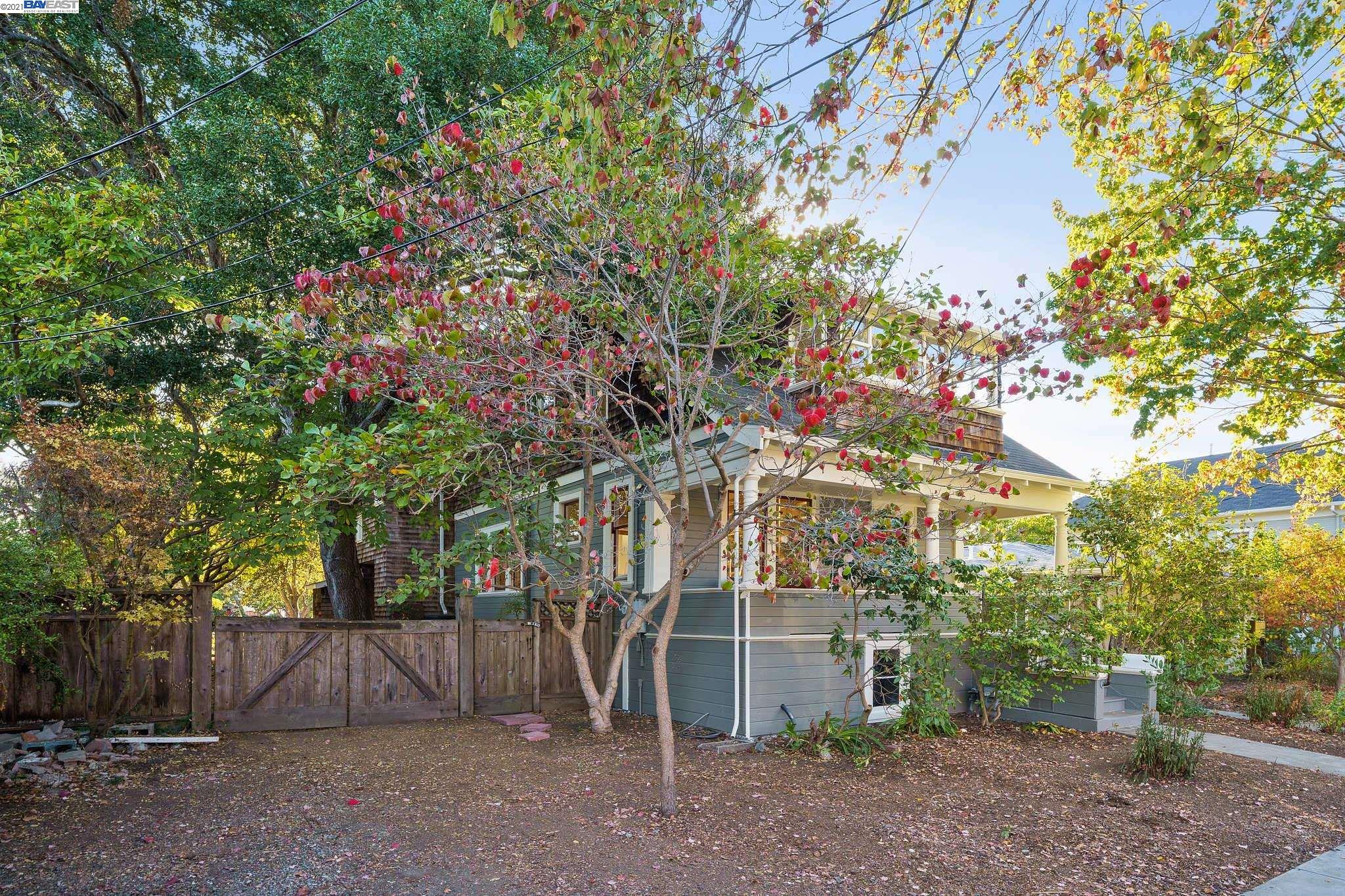 51st St, OAKLAND, California 94618, ,Lots And Land,For Sale,St,40969576