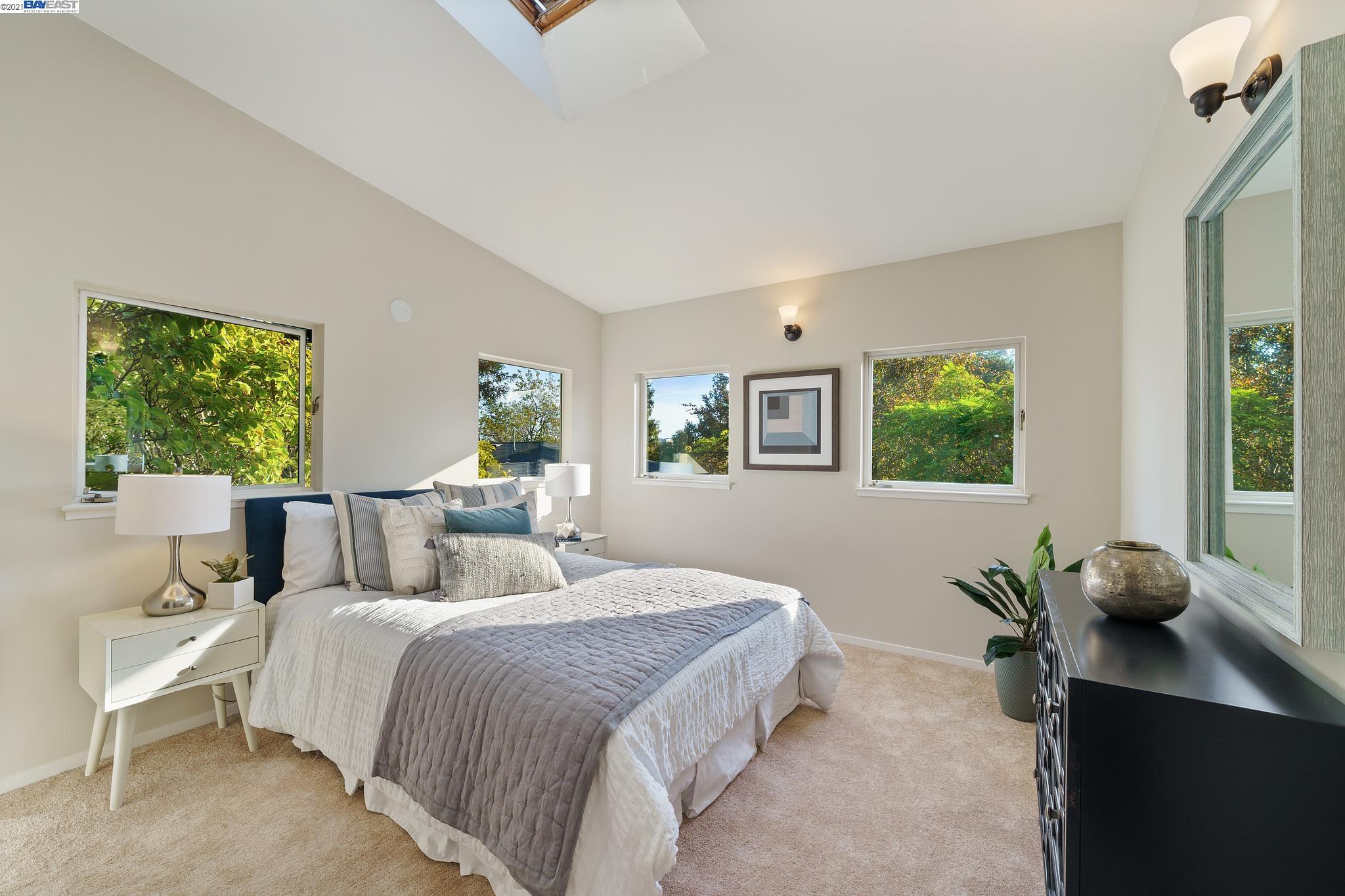 51st St, OAKLAND, California 94618, ,Lots And Land,For Sale,St,40969576