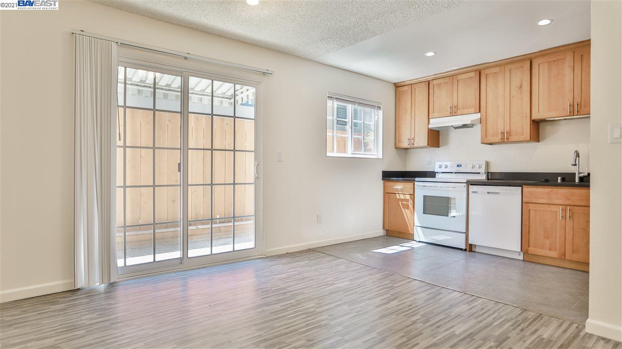 1332 Palos Verdes Dr, SAN MATEO, California 94403, ,Comm Ri Multi-units 5+,For Sale,Palos Verdes Dr,40970560
