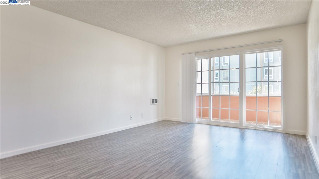 1332 Palos Verdes Dr, SAN MATEO, California 94403, ,Comm Ri Multi-units 5+,For Sale,Palos Verdes Dr,40970560