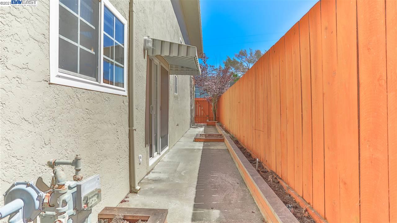 1332 Palos Verdes Dr, SAN MATEO, California 94403, ,Comm Ri Multi-units 5+,For Sale,Palos Verdes Dr,40970560