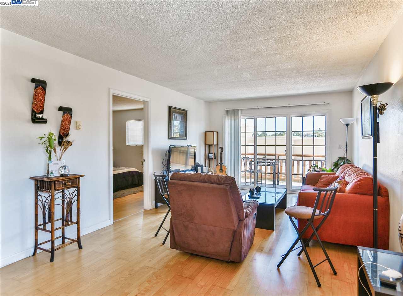 1332 Palos Verdes Dr, SAN MATEO, California 94403, ,Comm Ri Multi-units 5+,For Sale,Palos Verdes Dr,40970560