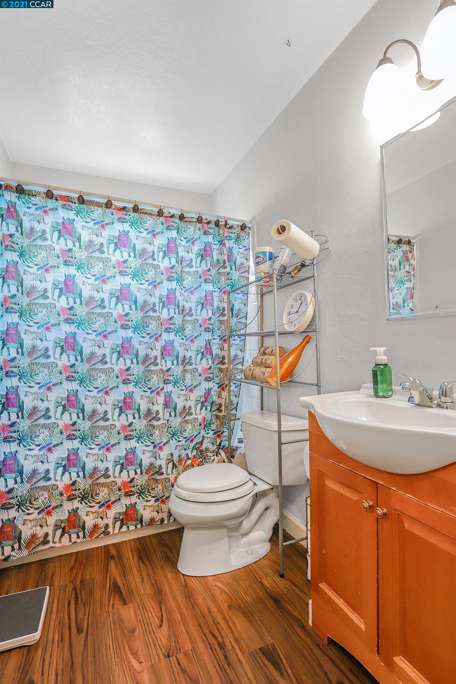 1934 Rumrill Blvd, SAN PABLO, California 94806, ,Comm Ri Multi-units 5+,For Sale,Rumrill Blvd,40970785