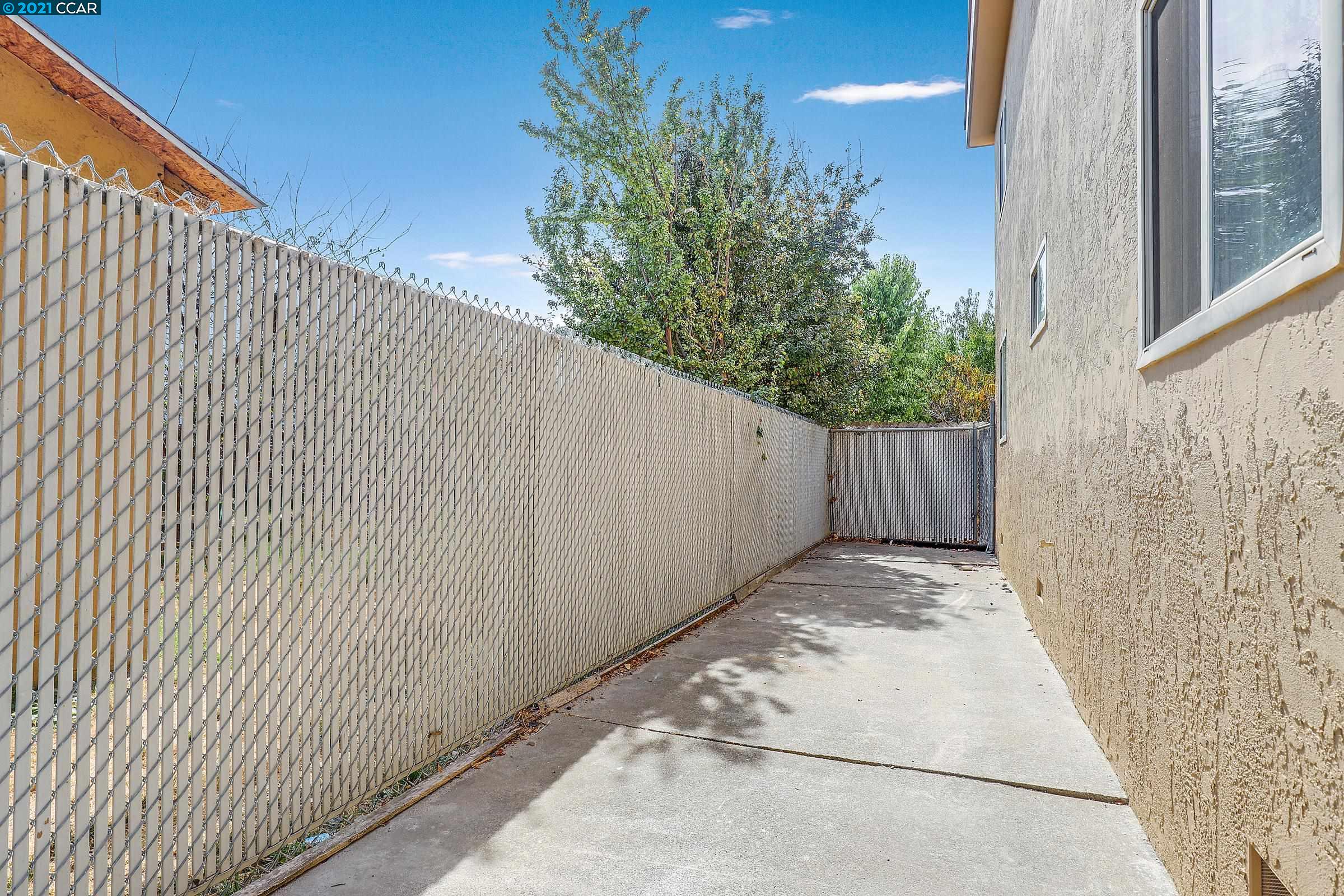 1934 Rumrill Blvd, SAN PABLO, California 94806, ,Comm Ri Multi-units 5+,For Sale,Rumrill Blvd,40970785