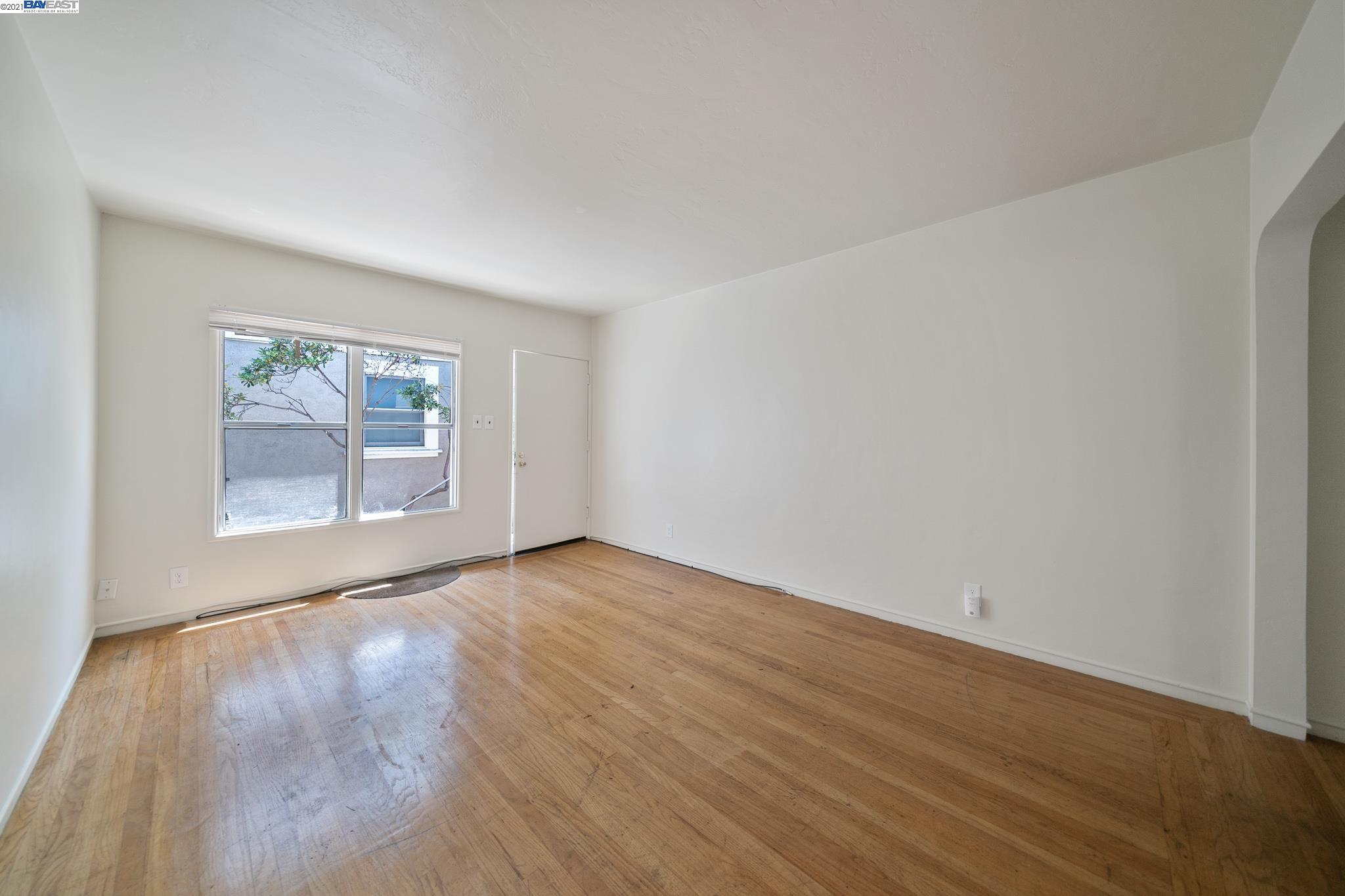 950 Kains Avenue, ALBANY, California 94706, ,Comm Ri Multi-units 5+,For Sale,Kains Avenue,40970788
