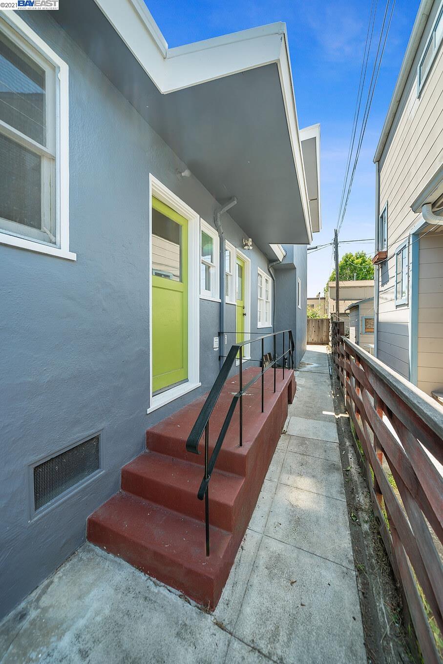 950 Kains Avenue, ALBANY, California 94706, ,Comm Ri Multi-units 5+,For Sale,Kains Avenue,40970788