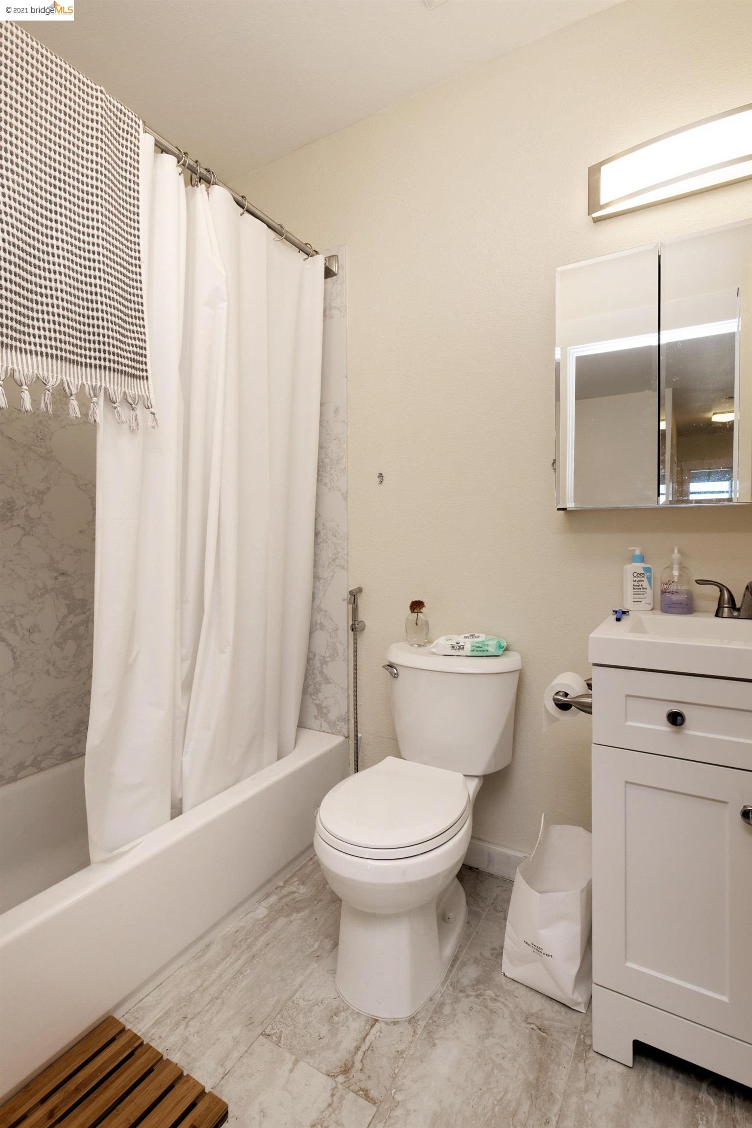 1734 Spruce, BERKELEY, California 94709, ,Comm Ri Multi-units 5+,For Sale,Spruce,40970958