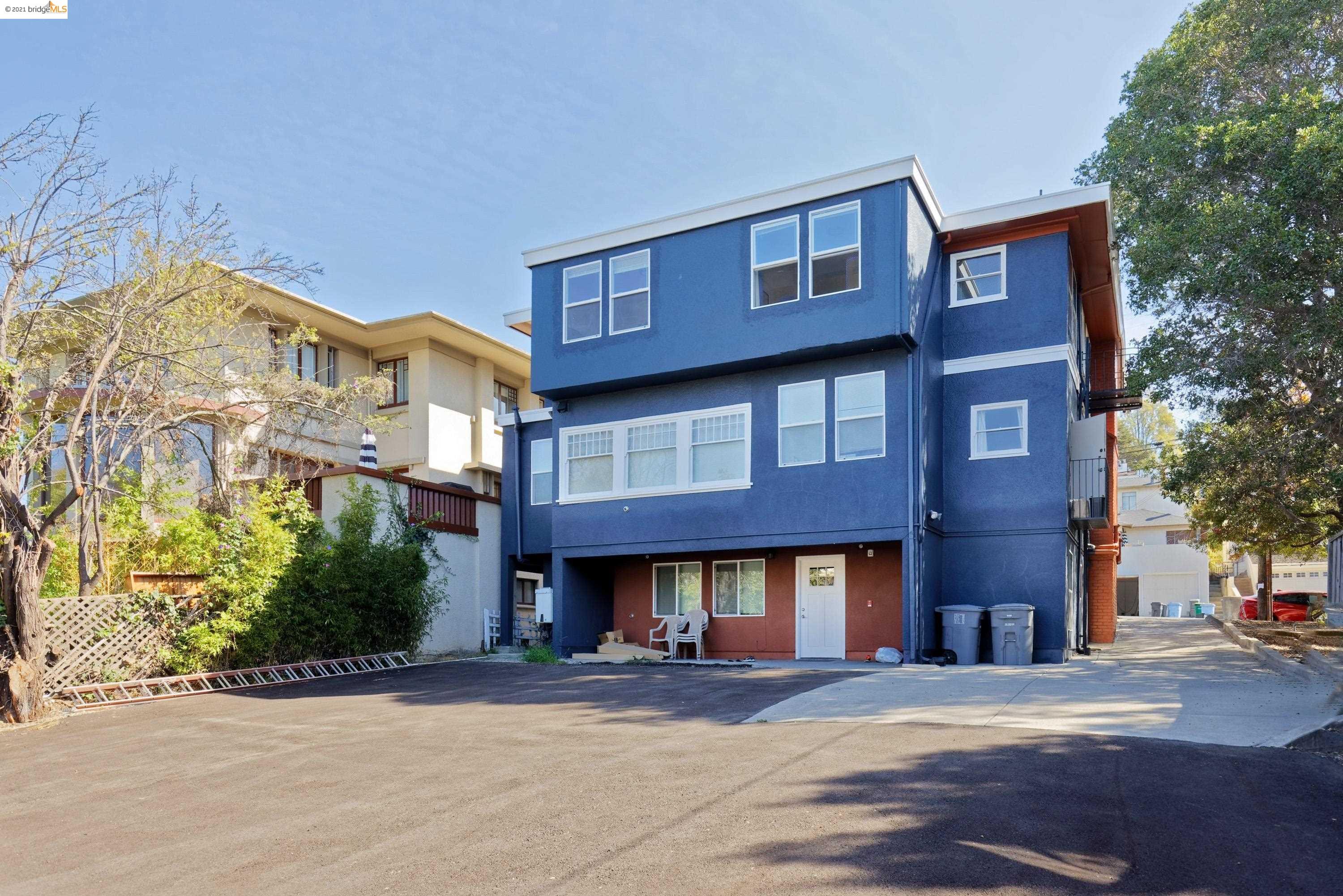 1734 Spruce, BERKELEY, California 94709, ,Comm Ri Multi-units 5+,For Sale,Spruce,40970958