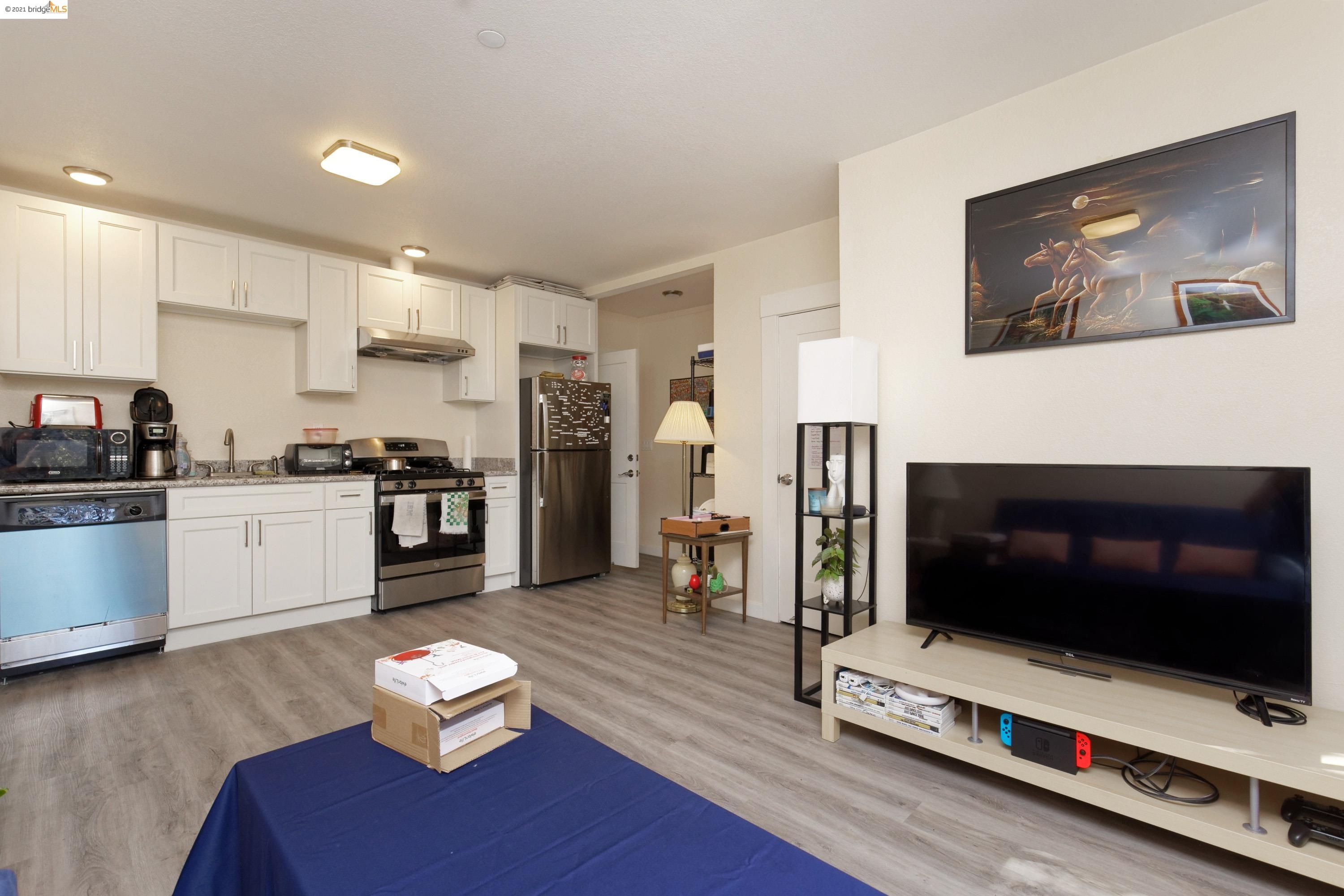 1734 Spruce, BERKELEY, California 94709, ,Comm Ri Multi-units 5+,For Sale,Spruce,40970958