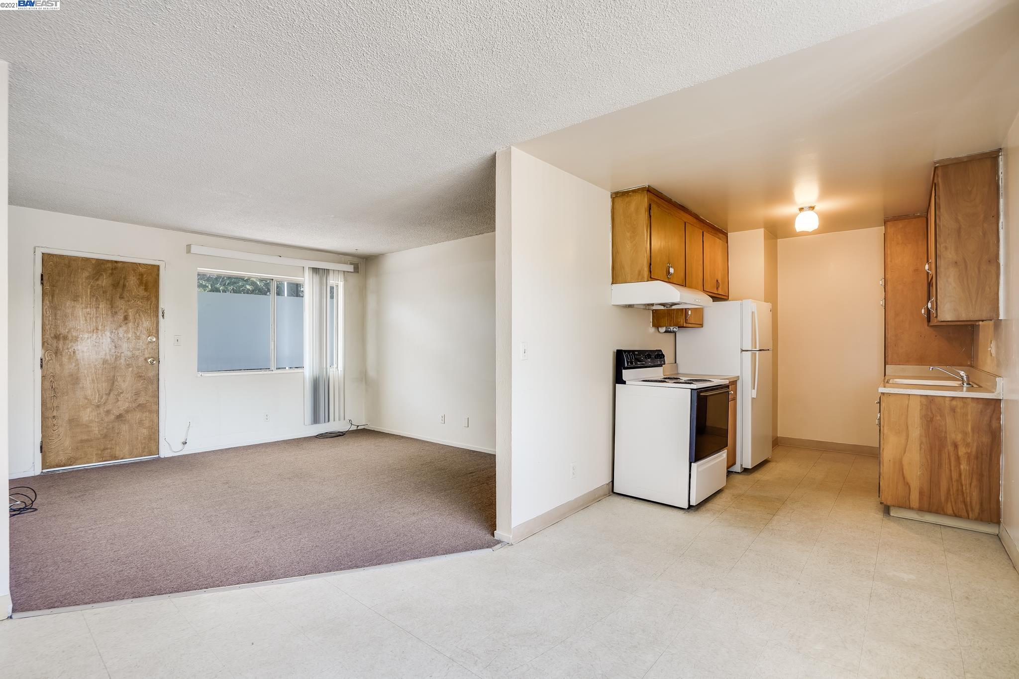 2215 Central Ave, ALAMEDA, California 94501, ,Comm Ri Multi-units 5+,For Sale,Central Ave,40971020