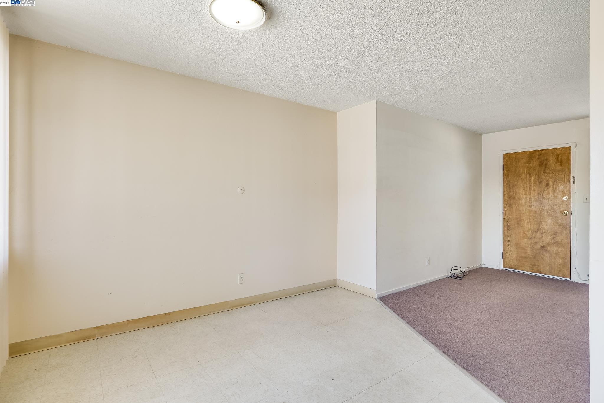 2215 Central Ave, ALAMEDA, California 94501, ,Comm Ri Multi-units 5+,For Sale,Central Ave,40971020