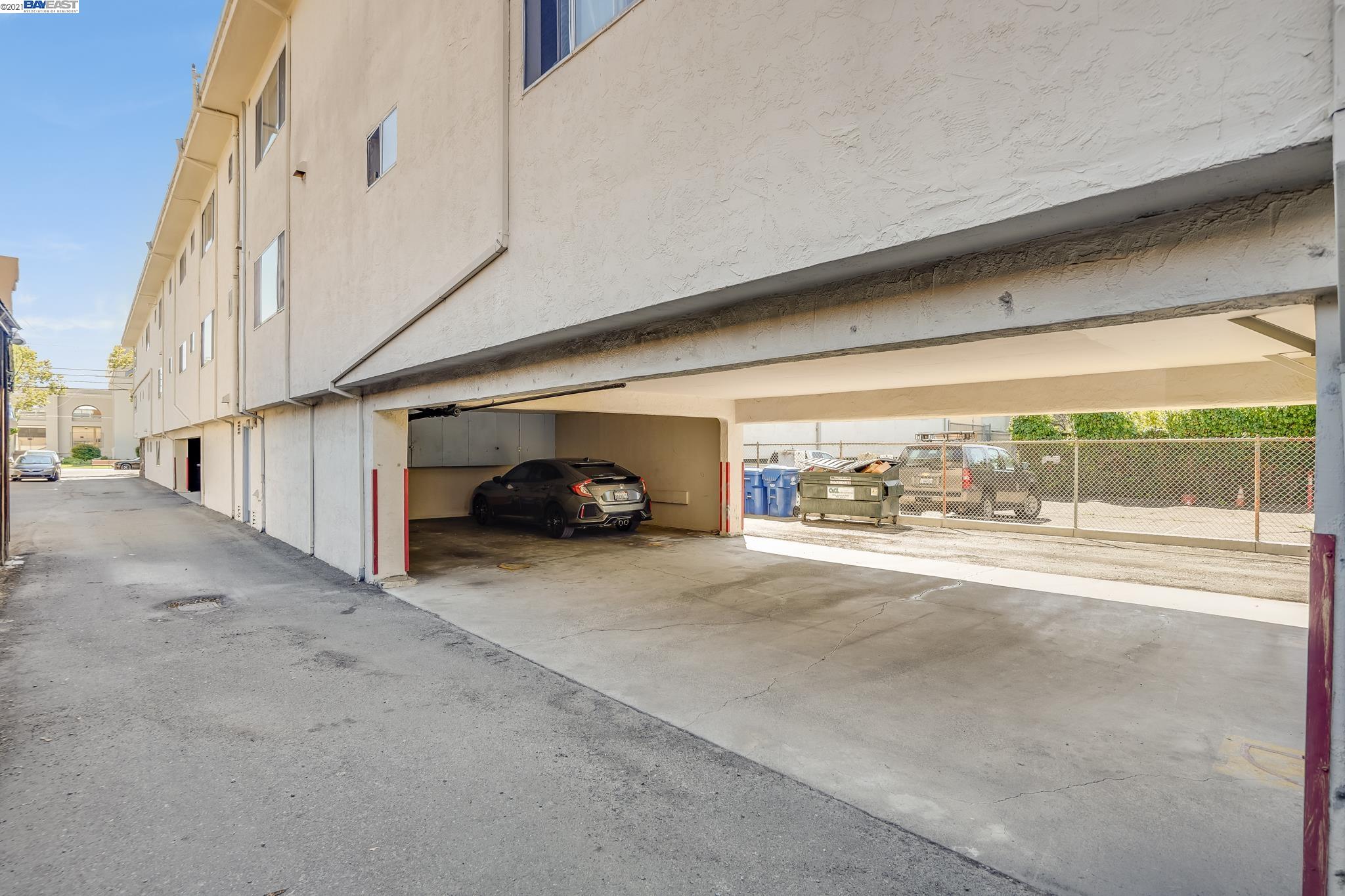 2215 Central Ave, ALAMEDA, California 94501, ,Comm Ri Multi-units 5+,For Sale,Central Ave,40971020