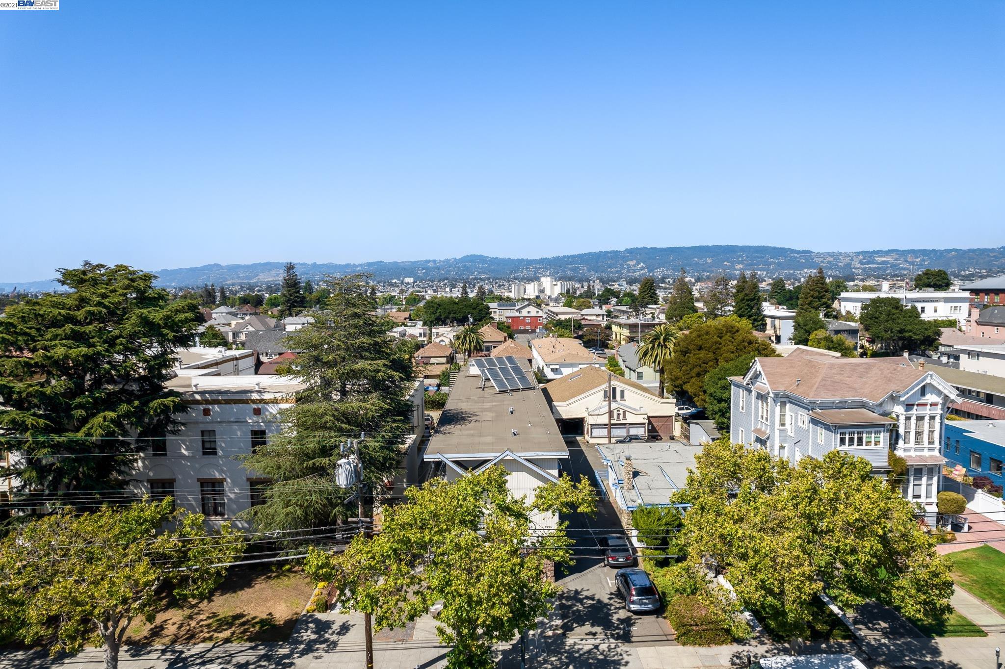2215 Central Ave, ALAMEDA, California 94501, ,Comm Ri Multi-units 5+,For Sale,Central Ave,40971020