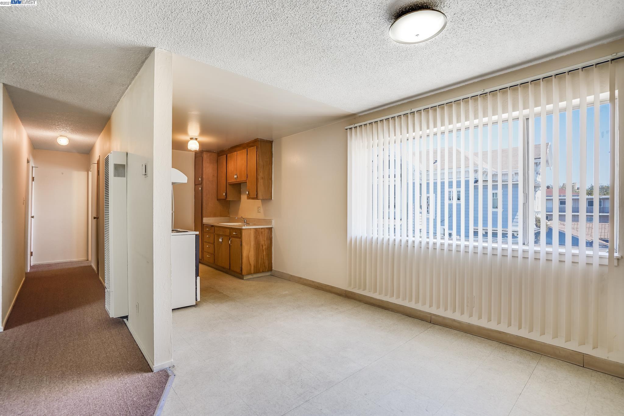 2215 Central Ave, ALAMEDA, California 94501, ,Comm Ri Multi-units 5+,For Sale,Central Ave,40971020