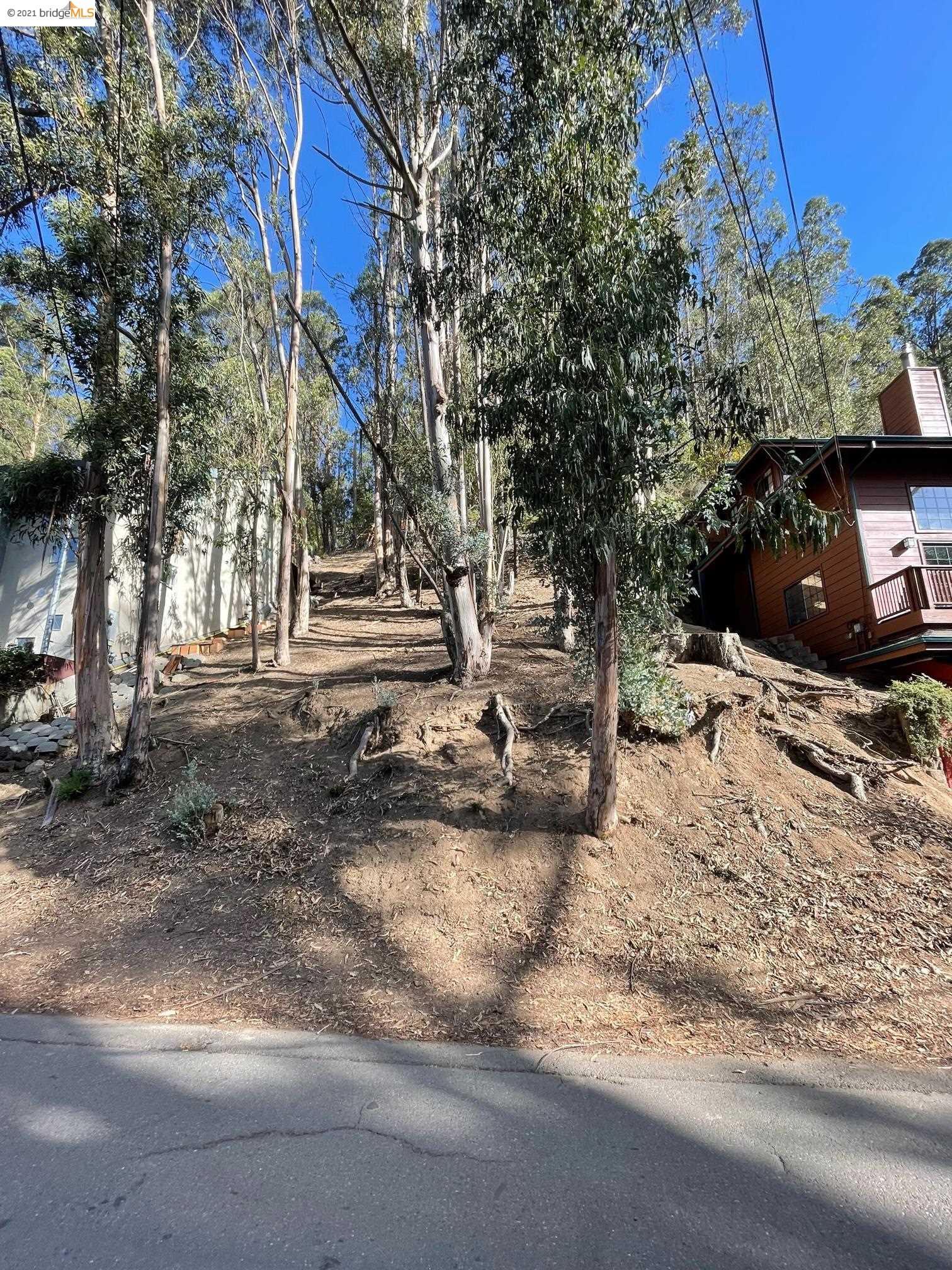 1830 Arrowhead Dr, OAKLAND, California 94611, ,Lots And Land,For Sale,Arrowhead Dr,40970966