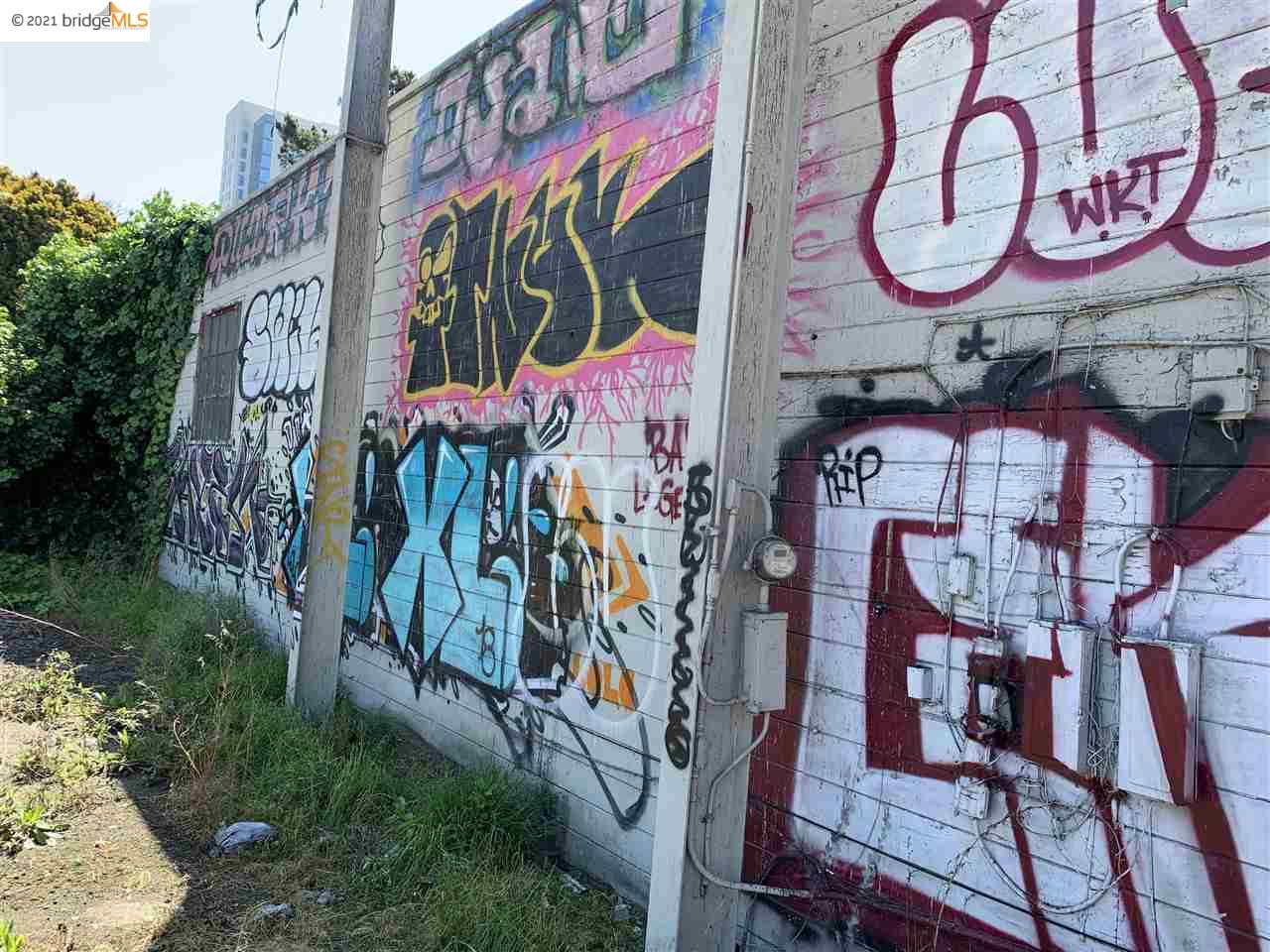 3906 Martin Luther King Jr Way, OAKLAND, California 94609, ,Comm Ri Multi-units 5+,For Sale,Martin Luther King Jr Way,40971225