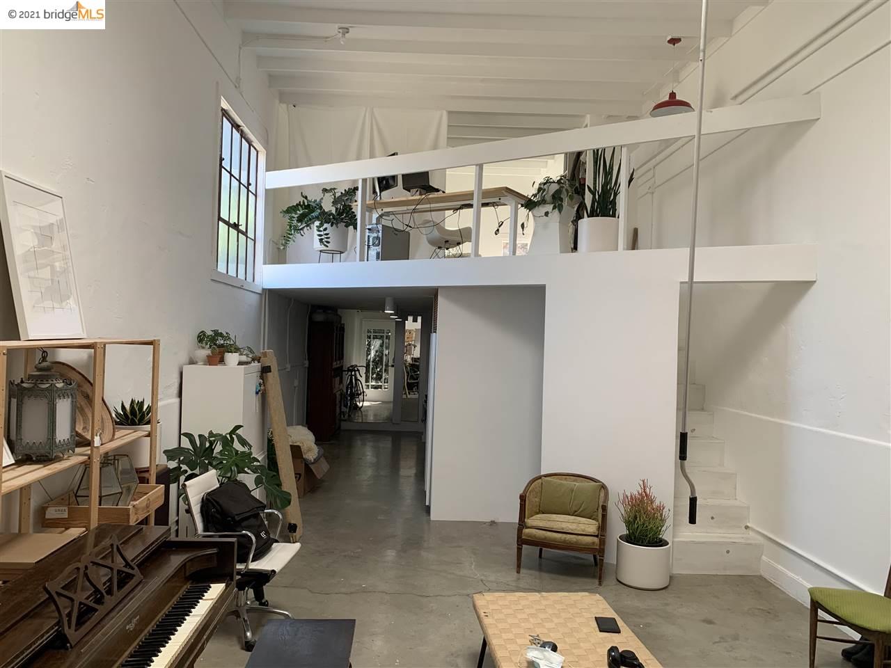 3906 Martin Luther King Jr Way, OAKLAND, California 94609, ,Comm Ri Multi-units 5+,For Sale,Martin Luther King Jr Way,40971225