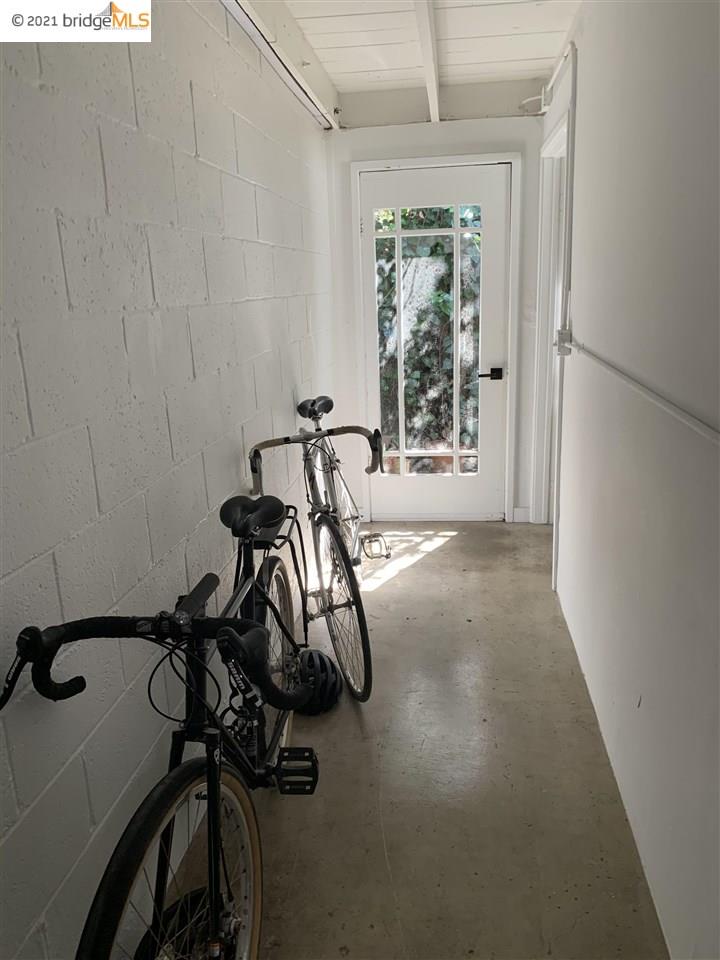 3906 Martin Luther King Jr Way, OAKLAND, California 94609, ,Comm Ri Multi-units 5+,For Sale,Martin Luther King Jr Way,40971225