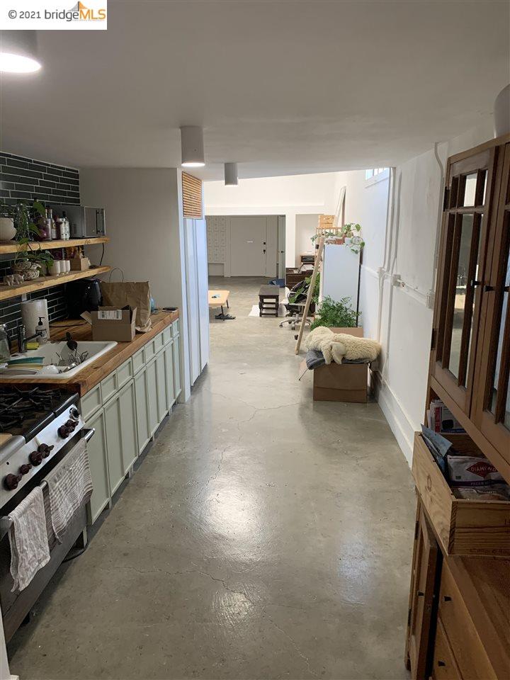 3906 Martin Luther King Jr Way, OAKLAND, California 94609, ,Comm Ri Multi-units 5+,For Sale,Martin Luther King Jr Way,40971225