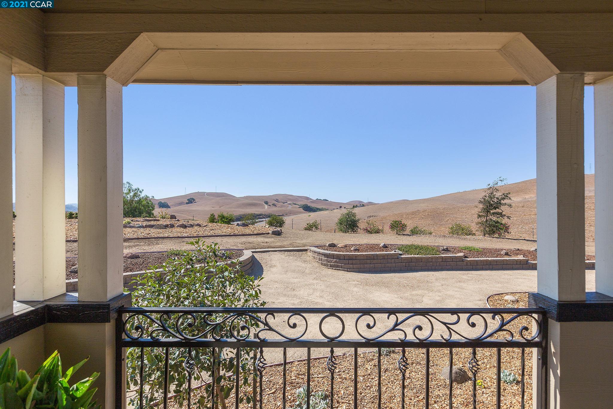 400 Cummings Skyway, CROCKETT, California 94525, ,Lots And Land,For Sale,Cummings Skyway,40971232