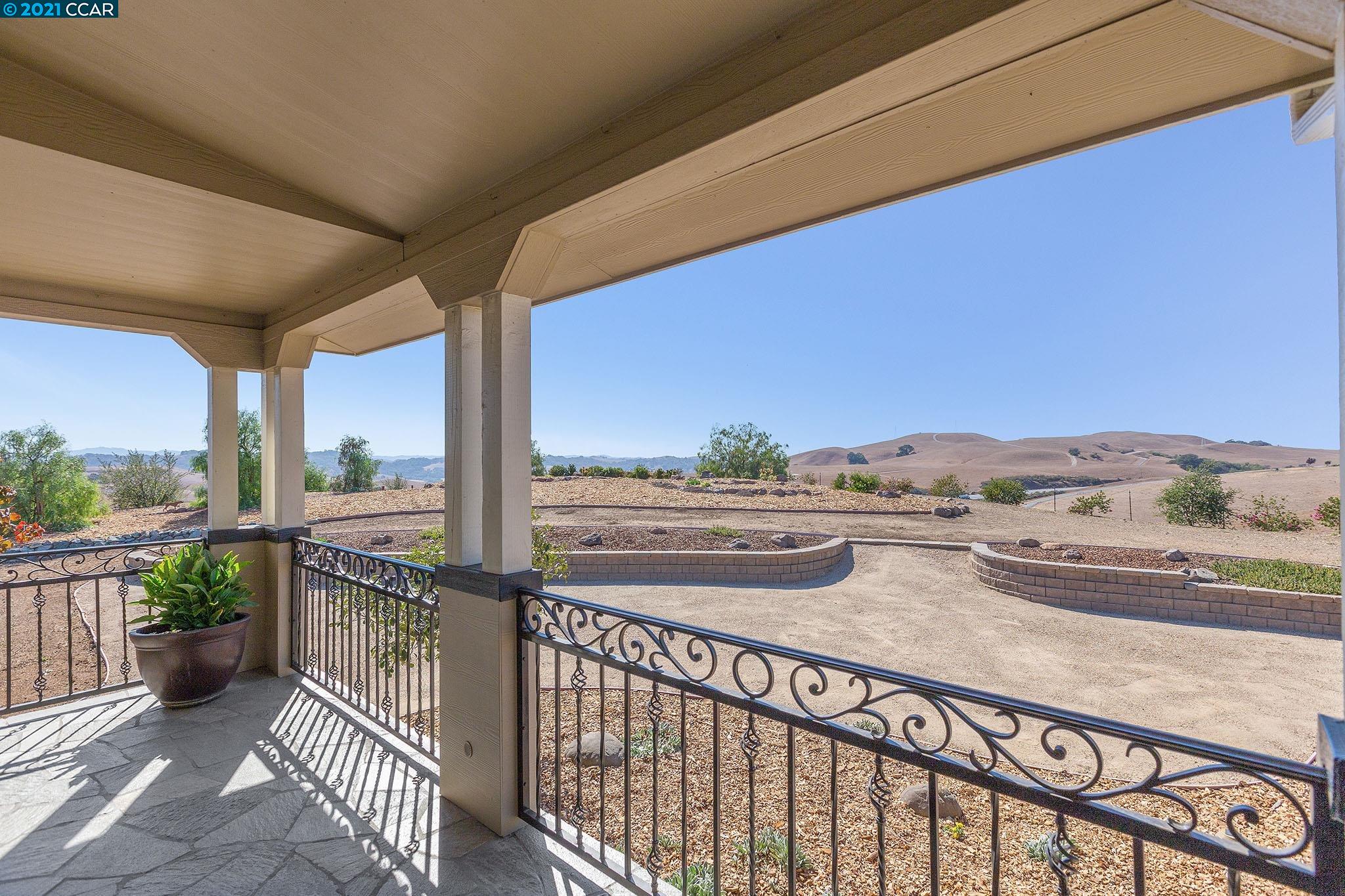 400 Cummings Skyway, CROCKETT, California 94525, ,Lots And Land,For Sale,Cummings Skyway,40971232