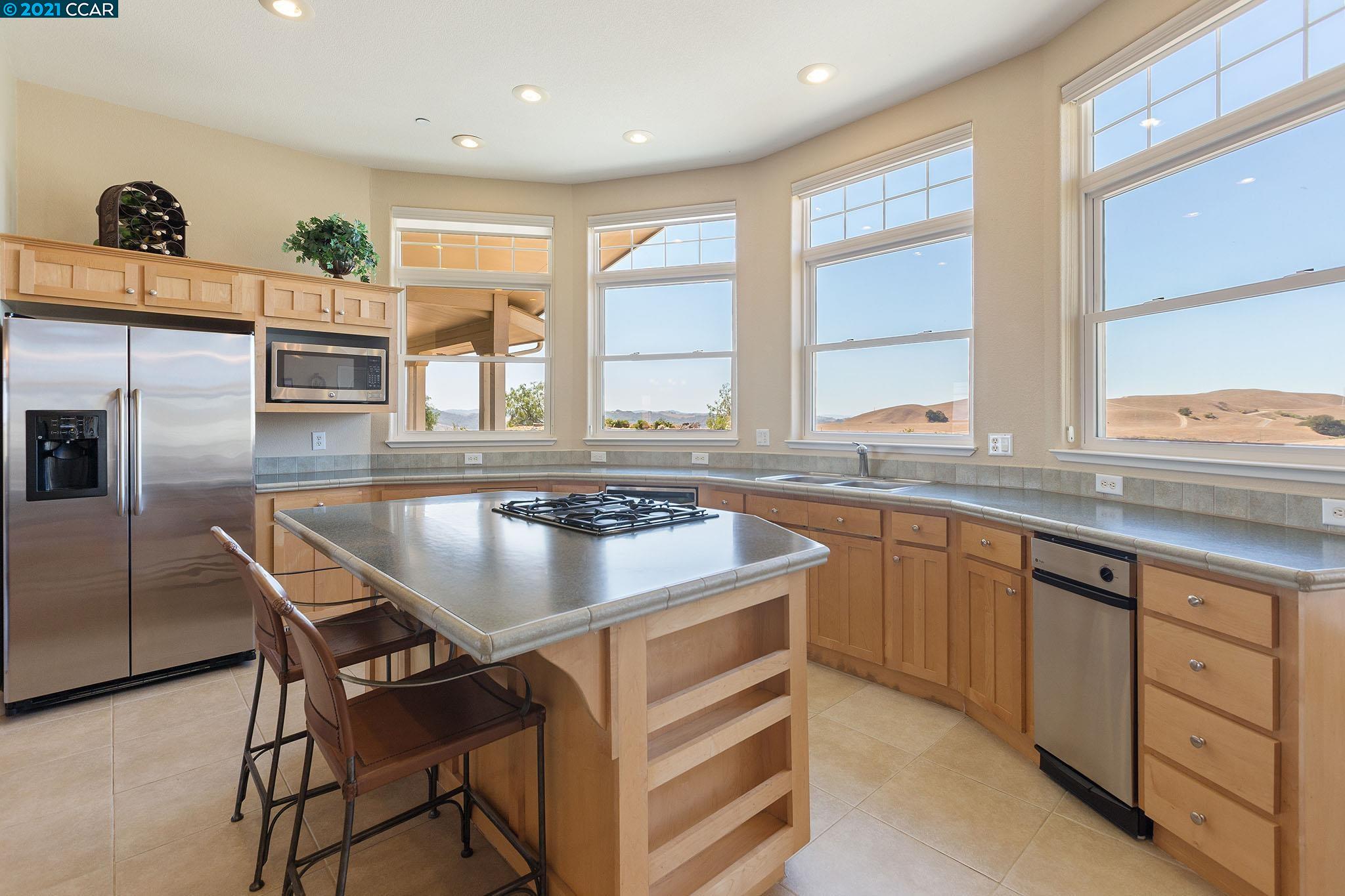 400 Cummings Skyway, CROCKETT, California 94525, ,Lots And Land,For Sale,Cummings Skyway,40971232