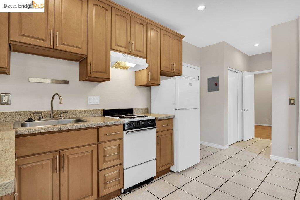 147 Richmond Ave, RICHMOND, California 94801, ,Comm Ri Multi-units 5+,For Sale,Richmond Ave,40971822
